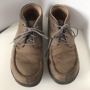 Olukai Hamakua Leather Chukka Boots